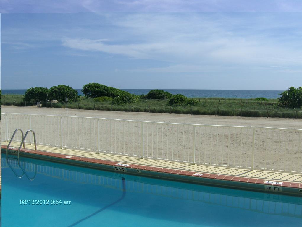 Best Western Oceanfront Hotel Bal Harbour Exterior photo